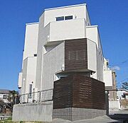 夙川駅より徒歩10分 築14年6ヶ月 3階建の賃貸物件