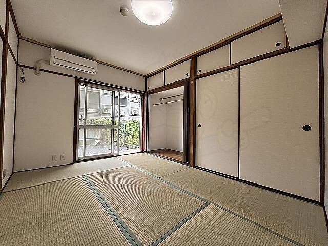 寝室
