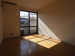 ボン ヴィラージュ 205 2階1Kのリビング/ダイニング