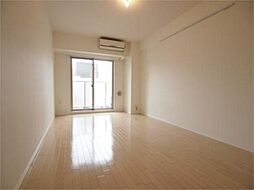 東京メトロ半蔵門線 神保町駅 徒歩5分の賃貸マンション 4階1Kのリビング/ダイニング