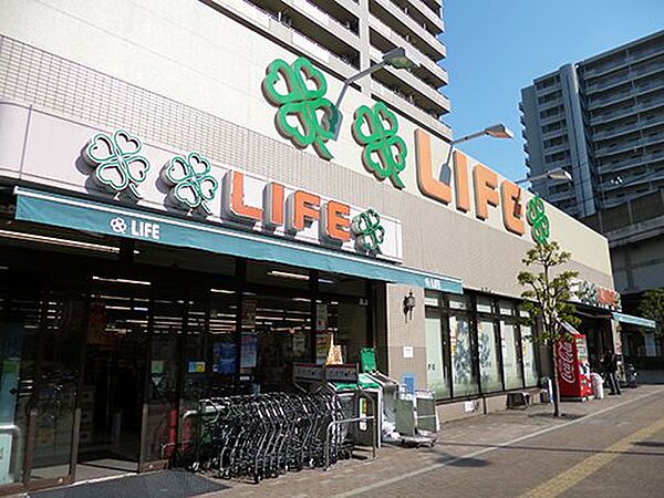 画像13:【スーパー】ライフ アクトピア北赤羽店まで676ｍ