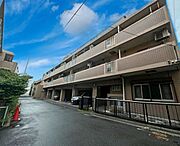 磯子駅より徒歩13分 4階 築33年7ヶ月の賃貸物件