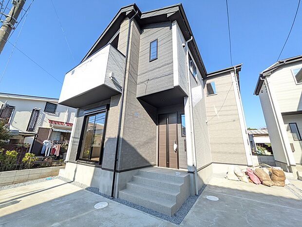 安心のダブルロック・シャッター設置