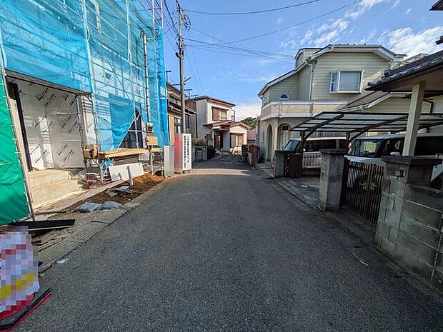 第一種低層専用地域につき閑静な住宅地