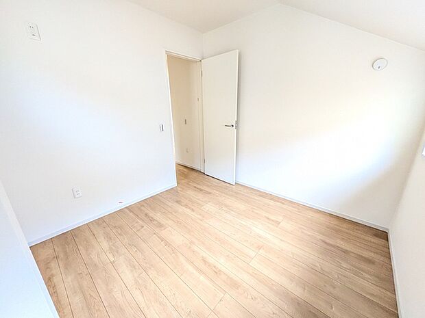 約4.5帖納戸・入口の様子