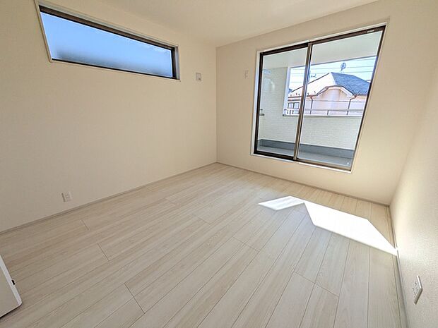 バルコニーに出られる約7.0帖洋室