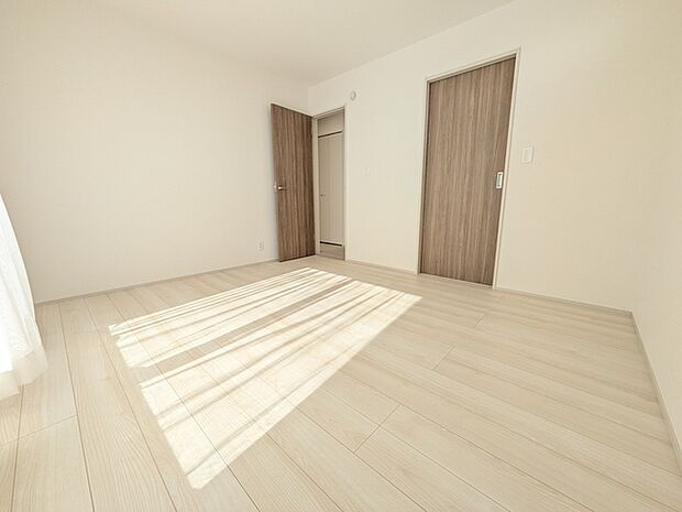 ウォークインクローゼットもございます