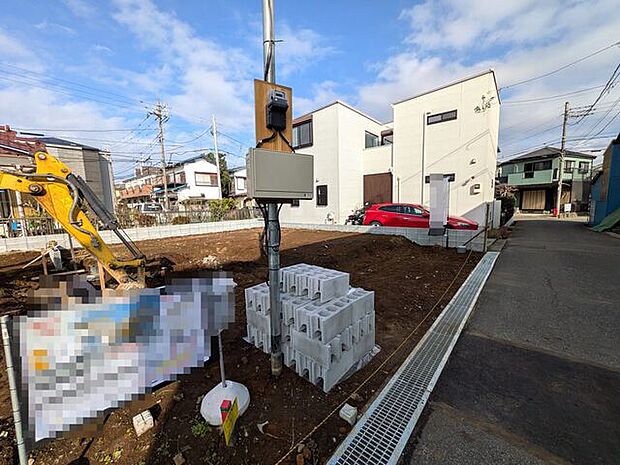 南東向きにつき、陽当たり良好です◎