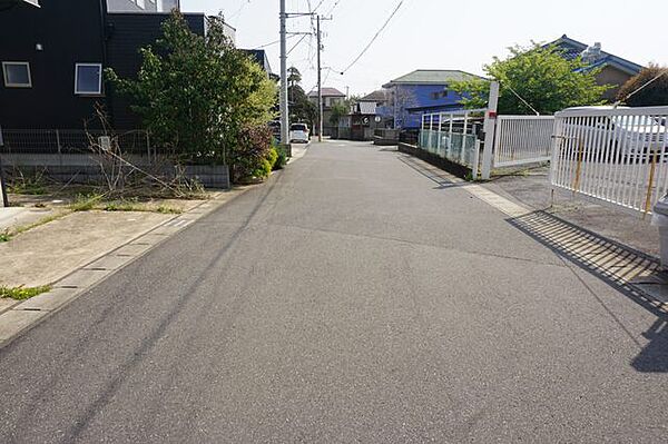 第一種低層専用地域内の閑静な住宅地