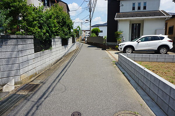 徒歩圏内にドラッグストア・コンビニのお買い物施設の住環境