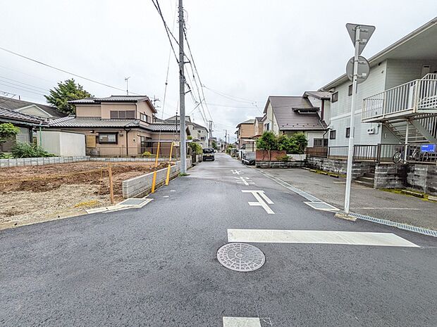 小学校まで徒歩1分の住環境