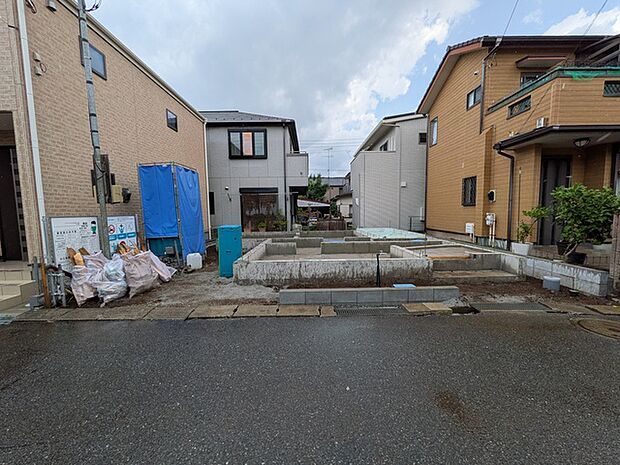 南東向きにつき、陽当たり良好　全室2面採光で通風も◎　