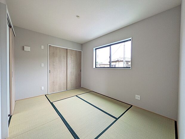 いぐさの香りに癒される和室は約6帖