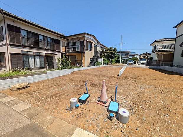 人感センサー付き玄関灯 防犯カメラで防犯対策◎