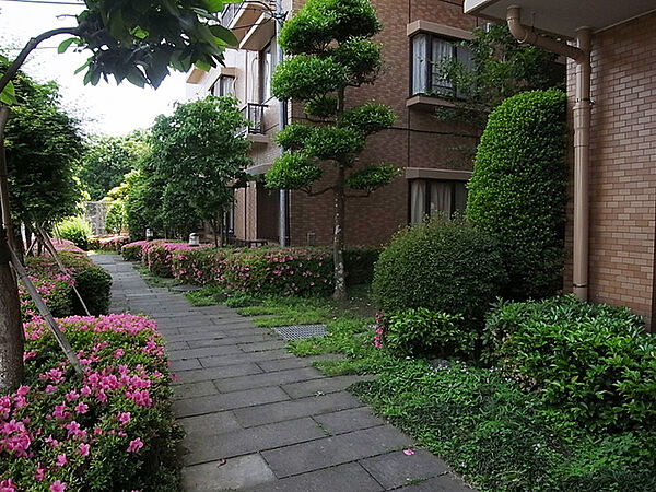 敷地内通路