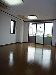 富士ビル 6階1LDKのリビング/ダイニング