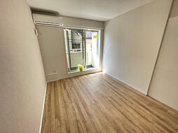 ラ・メゾンデュボヌール新大塚 201 2階ワンルームのリビング/ダイニング