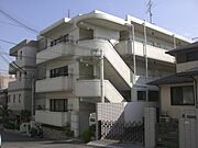 六甲駅より徒歩13分 3階 築37年7ヶ月の賃貸物件