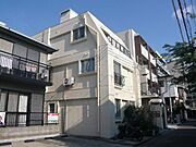 六甲駅より徒歩3分 3階 築40年4ヶ月の賃貸物件
