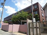 岡本駅より徒歩5分 1階 築42年9ヶ月の賃貸物件