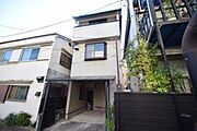 六甲道駅より徒歩8分 築30年6ヶ月 3階建の賃貸物件