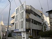 六甲駅より徒歩8分 3階 築35年10ヶ月の賃貸物件
