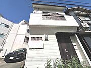 西灘駅より徒歩6分 築38年 3階建の賃貸物件