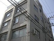 青木駅より徒歩2分 3階 築53年6ヶ月の賃貸物件
