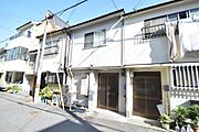 六甲道駅より徒歩8分 築51年7ヶ月 2階建の賃貸物件