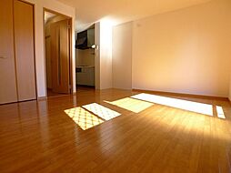 ソレイユ・エヌ 1階ワンルームのリビング/ダイニング