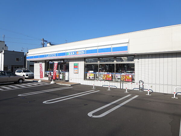 ローソン 北見北4条西五丁目店（379m）