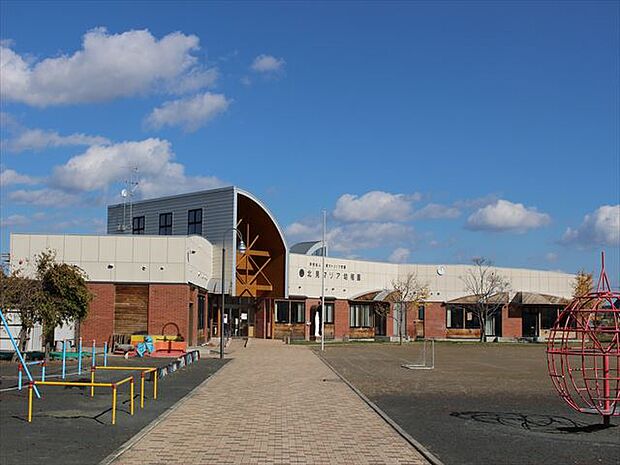 認定こども園北見マリア幼稚園(1399m)