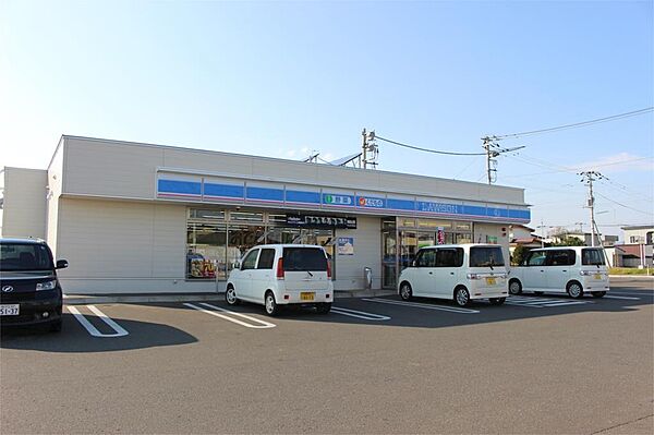 ローソン 北見西三輪店（401m）