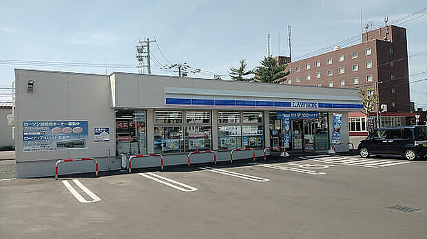 ローソン 北見常盤町三丁目店(292m)