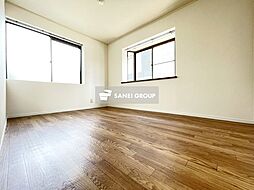 サン・ファミーユ 1階2LDKのリビング/ダイニング