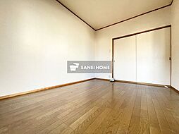 三上ハイツII 2階2DKのリビング/ダイニング