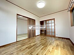 エクセレント友鶴 2階2DKのリビング/ダイニング