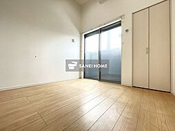 EG 1階1Kのリビング/ダイニング