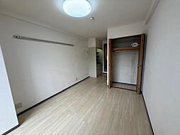 ヴァンスタージュ姫里 203 2階ワンルームのリビング/ダイニング