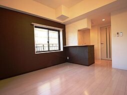 阪急宝塚本線 三国駅 徒歩9分の賃貸マンション 8階ワンルームのリビング/ダイニング