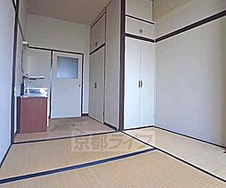 京阪本線 丹波橋駅 徒歩7分の賃貸マンション 2階1Kのリビング/ダイニング