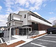 JR藤森駅より徒歩8分 1階 築9年8ヶ月の賃貸物件