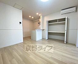 阪急京都本線 西向日駅 3.4kmの賃貸アパート 1階1LDKのリビング/ダイニング