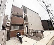 京都駅より徒歩10分 新築 3階建の賃貸物件