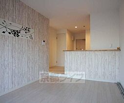 近鉄京都線 伏見駅 徒歩2分の賃貸マンション 4階1LDKのリビング/ダイニング