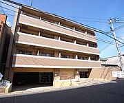 藤森駅より徒歩12分 2階 築18年8ヶ月の賃貸物件