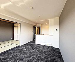 JR東海道・山陽本線 向日町駅 徒歩30分の賃貸マンション 4階3LDKのリビング/ダイニング