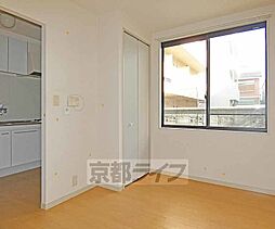 近鉄京都線 竹田駅 徒歩12分の賃貸アパート 1階1Kのリビング/ダイニング