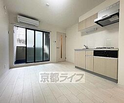 三永レジデンス京都 302 3階1LDKのリビング/ダイニング