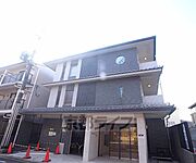 二条城前駅より徒歩5分 2階 築12年8ヶ月の賃貸物件